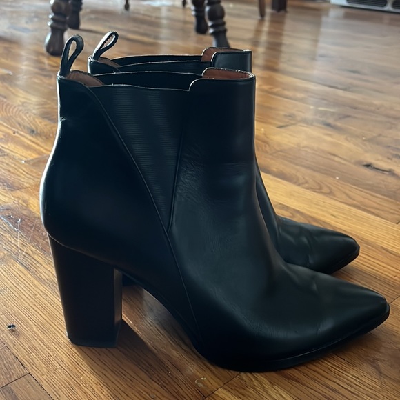 & Other Stories black real leather heeled ankle booties - Picture 2 of 4
